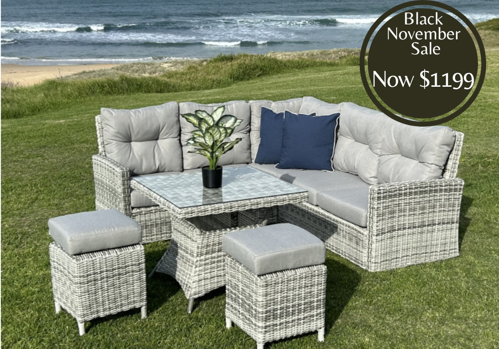 Worcester Corner Lounge Setting In Table & Stools